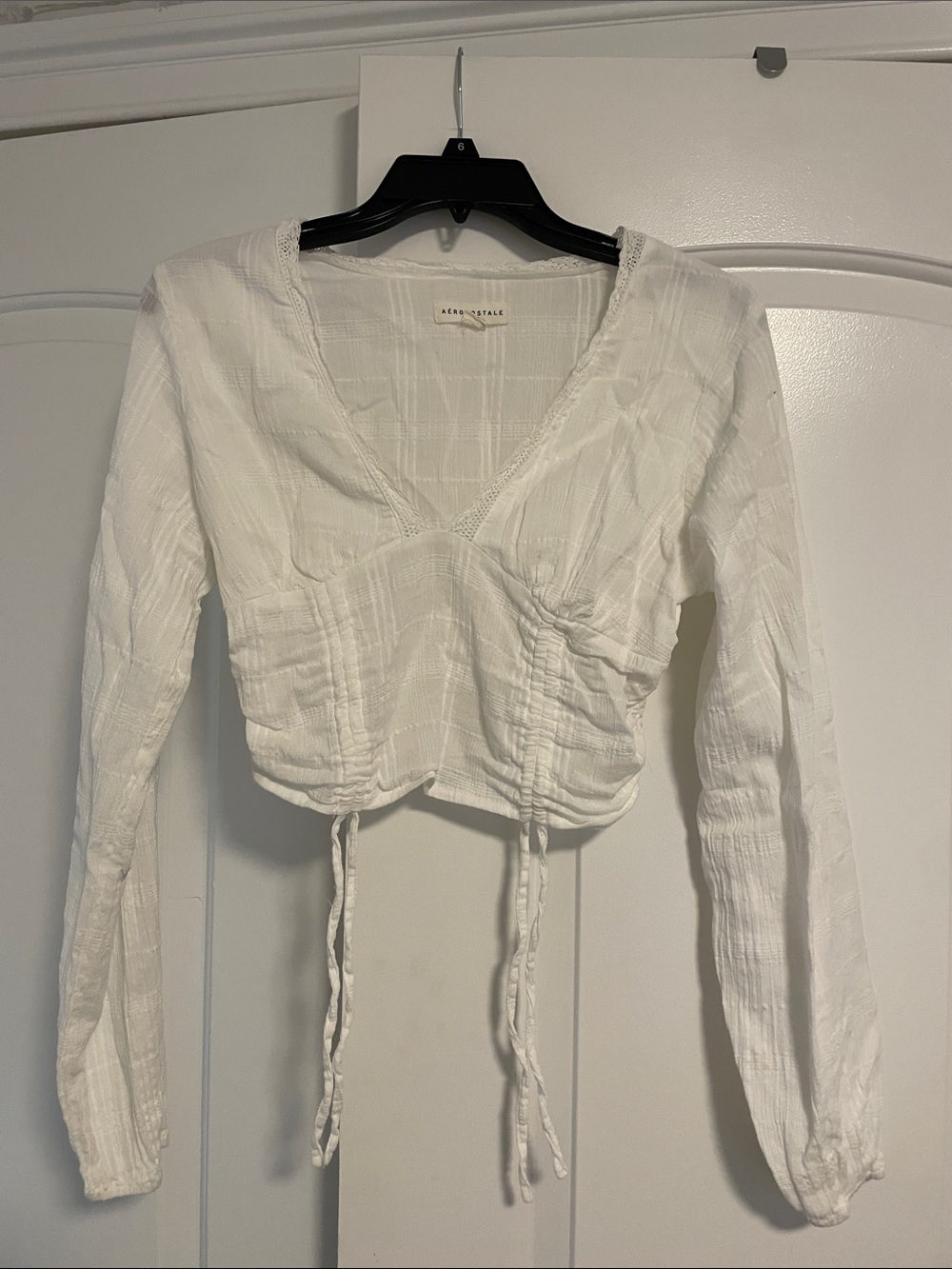 Aeropostale White Long-Sleeve Tie-Front Crop Top